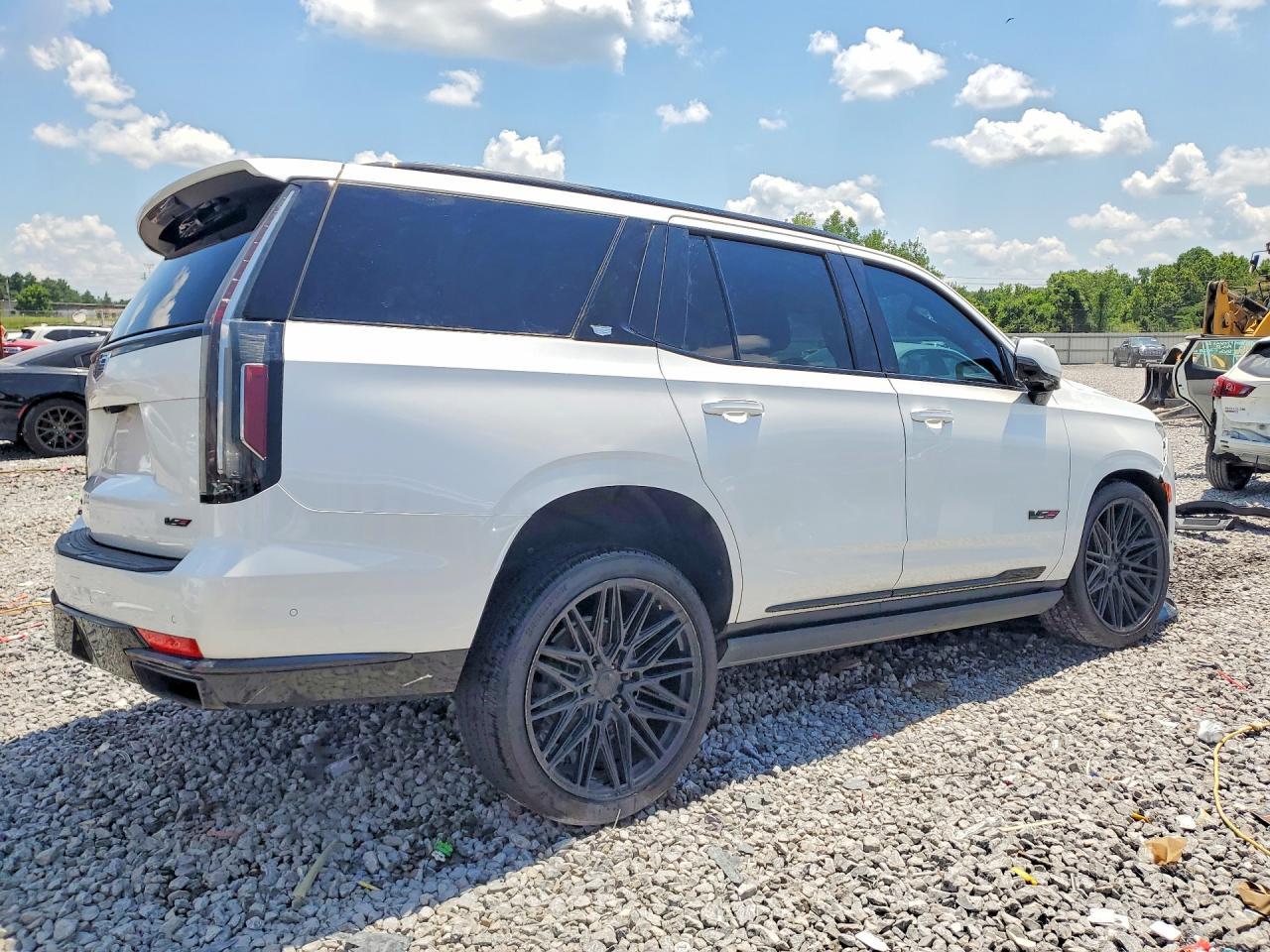 2022 Cadillac Escalade Sport Platinum - zdjęcie 3