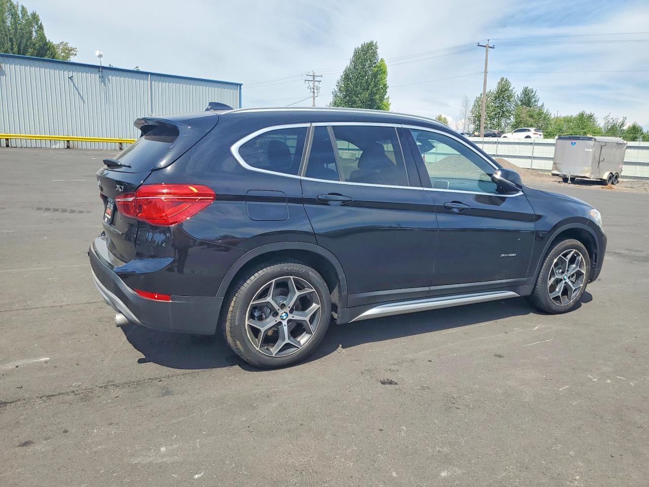 2018 BMW X1 xDrive28I - zdjęcie 3