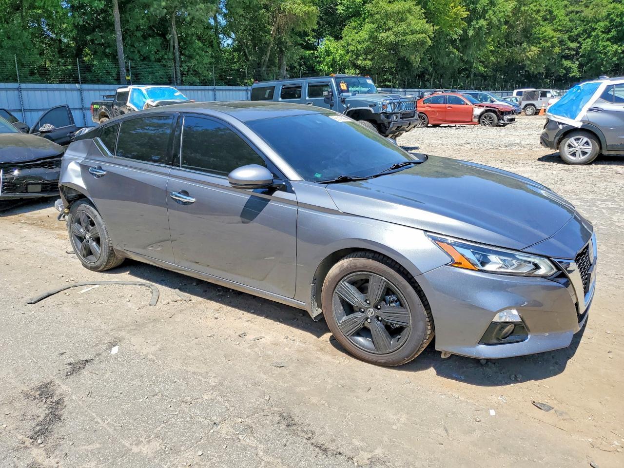 2021 Nissan Altima Sl - zdjęcie 4