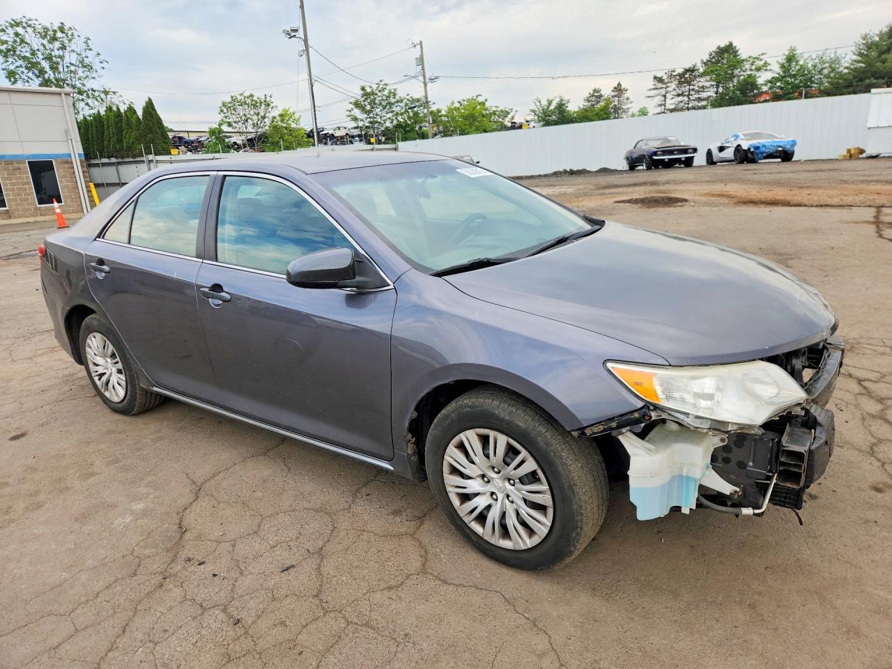 2014 Toyota Camry Le - zdjęcie 7