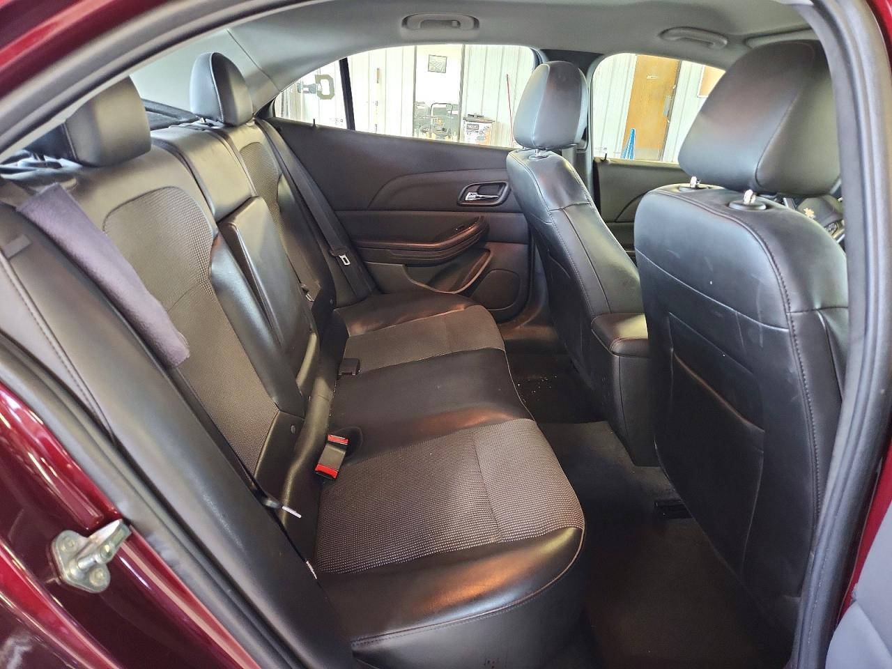2015 Chevrolet Malibu 2Lt - zdjęcie 10