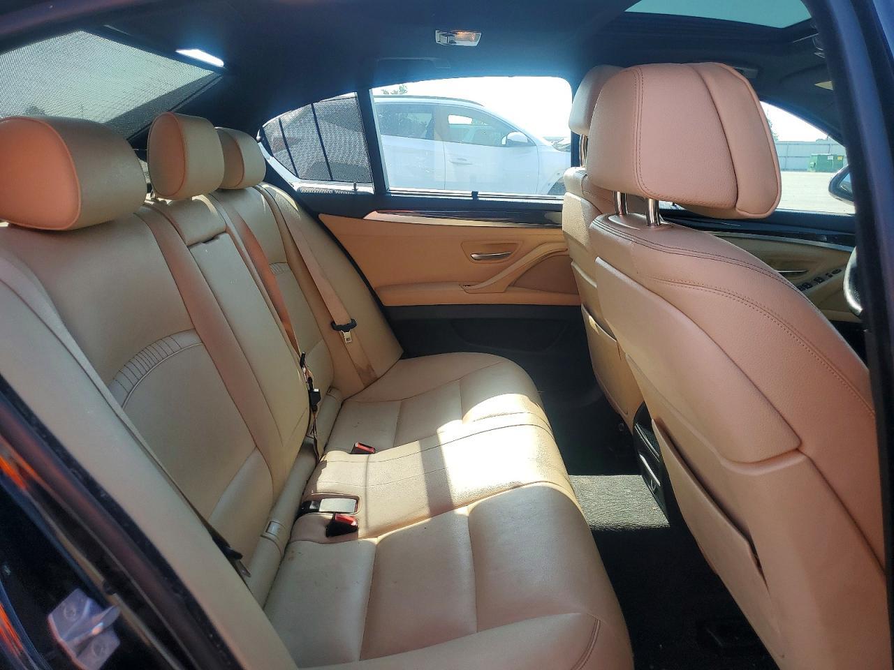 2016 BMW 550 I - zdjęcie 10