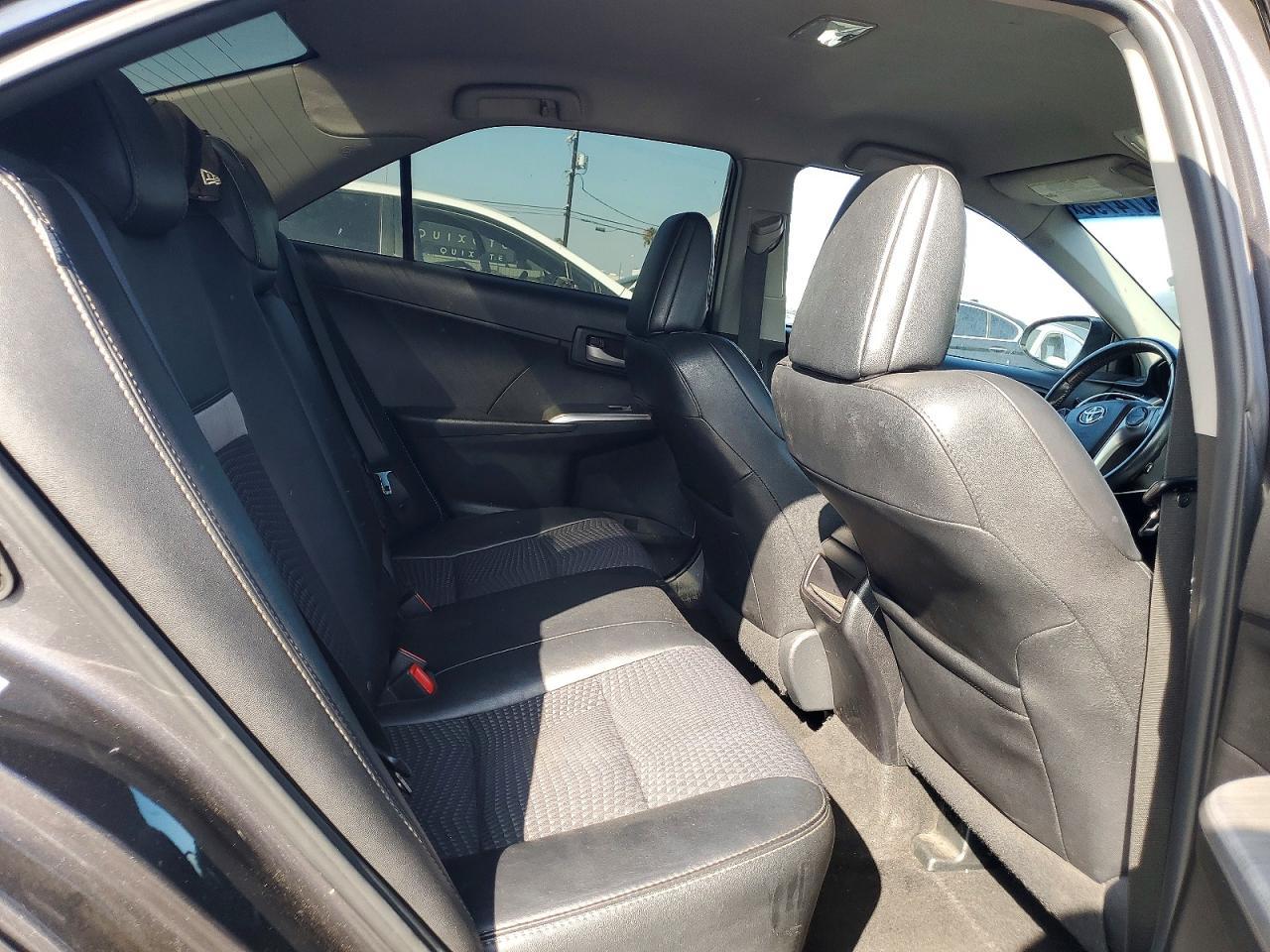 2014 Toyota Camry Se - zdjęcie 10