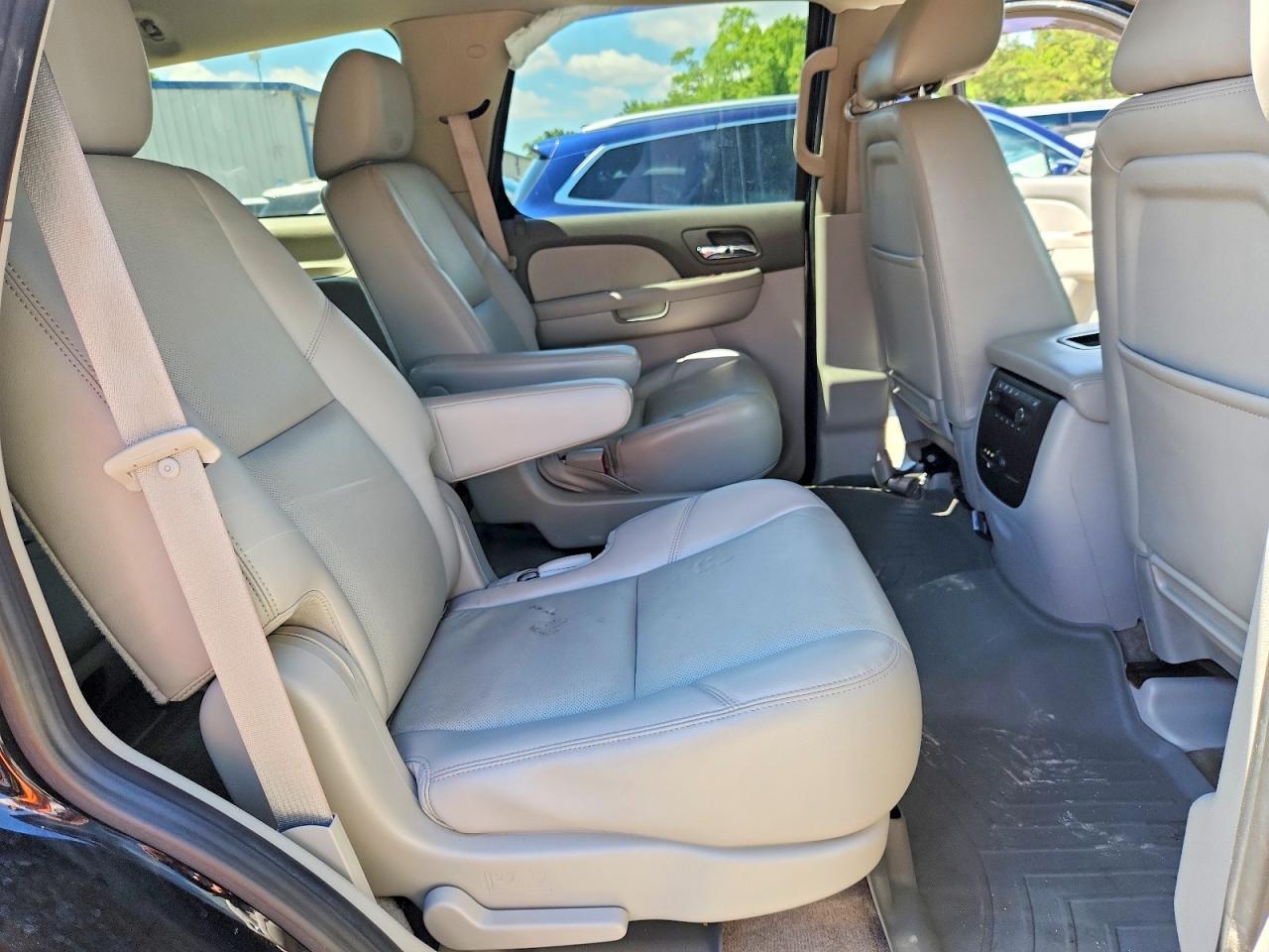 2014 Chevrolet Tahoe K1500 Ltz - zdjęcie 11