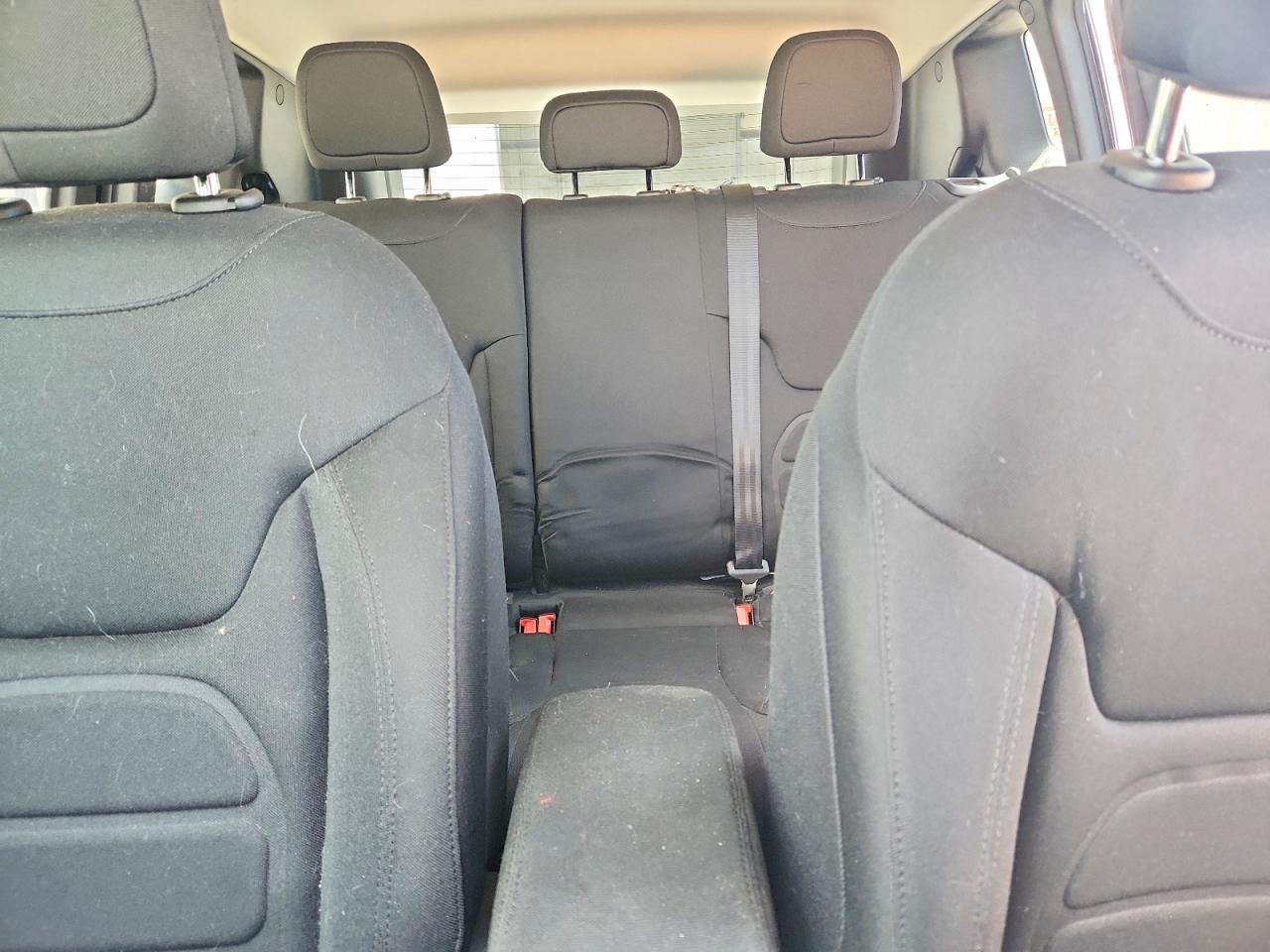 2018 Jeep Renegade Latitude - zdjęcie 10