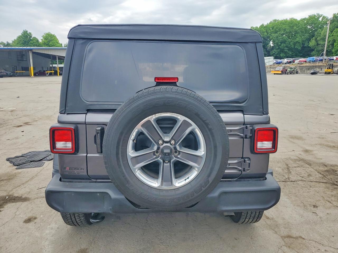 2021 Jeep Wrangler Unlimited Sport - zdjęcie 6