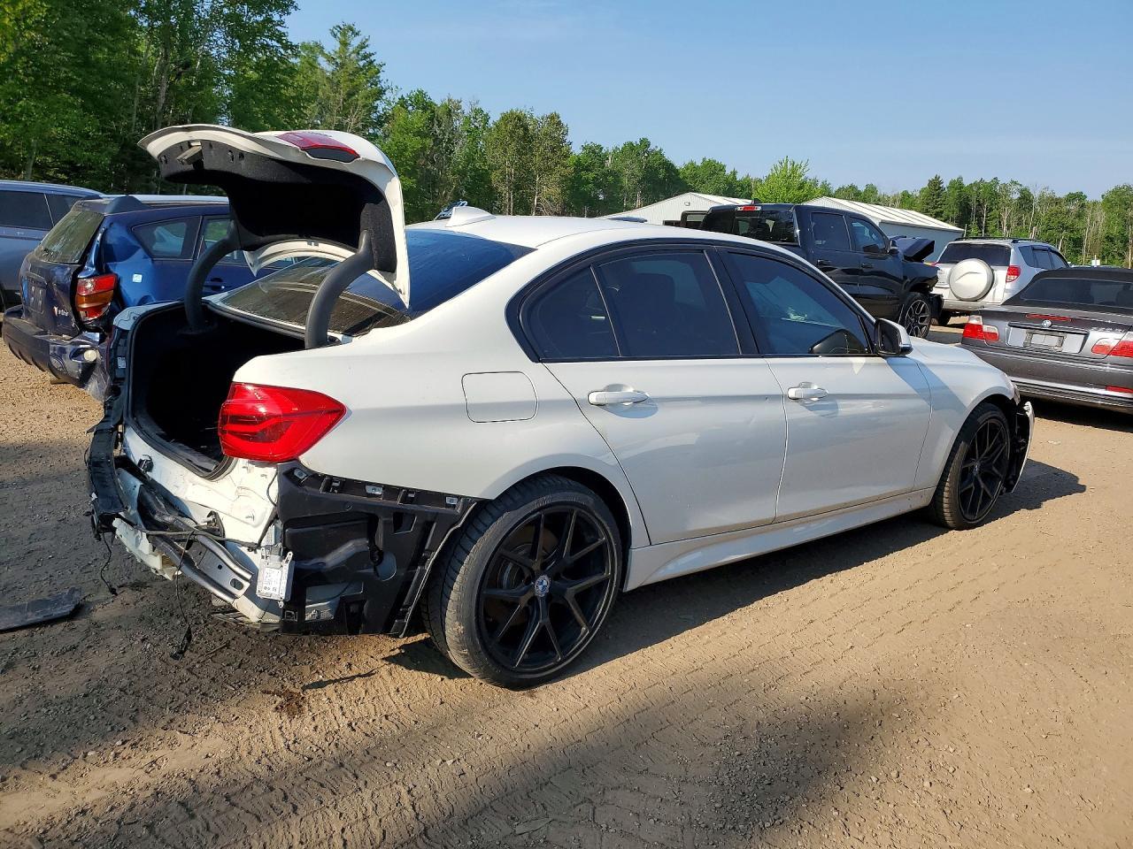 2018 BMW 330 Xi - zdjęcie 3