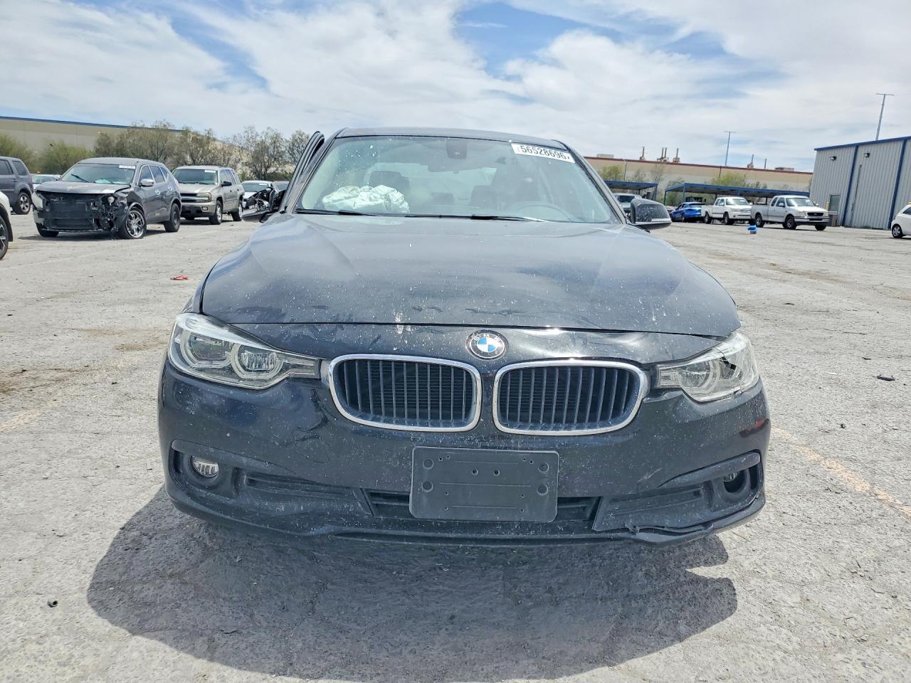 2018 BMW 320 I - zdjęcie 5