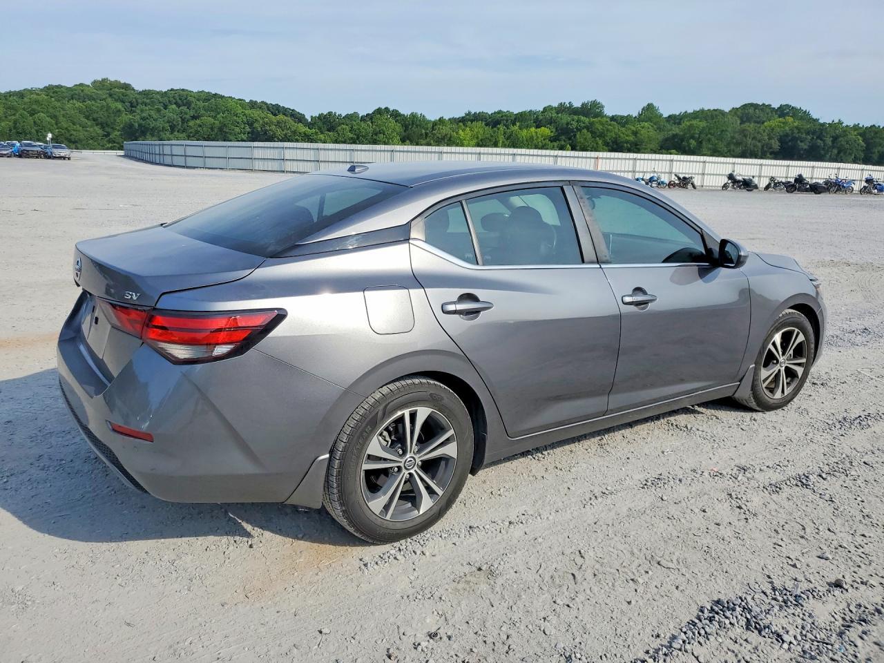 2023 Nissan Sentra Sv - zdjęcie 3