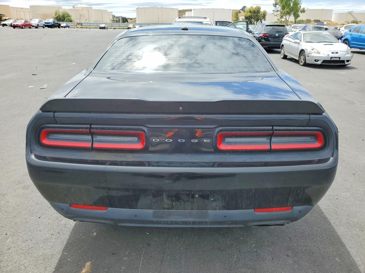 2018 Dodge Challenger R - zdjęcie 6