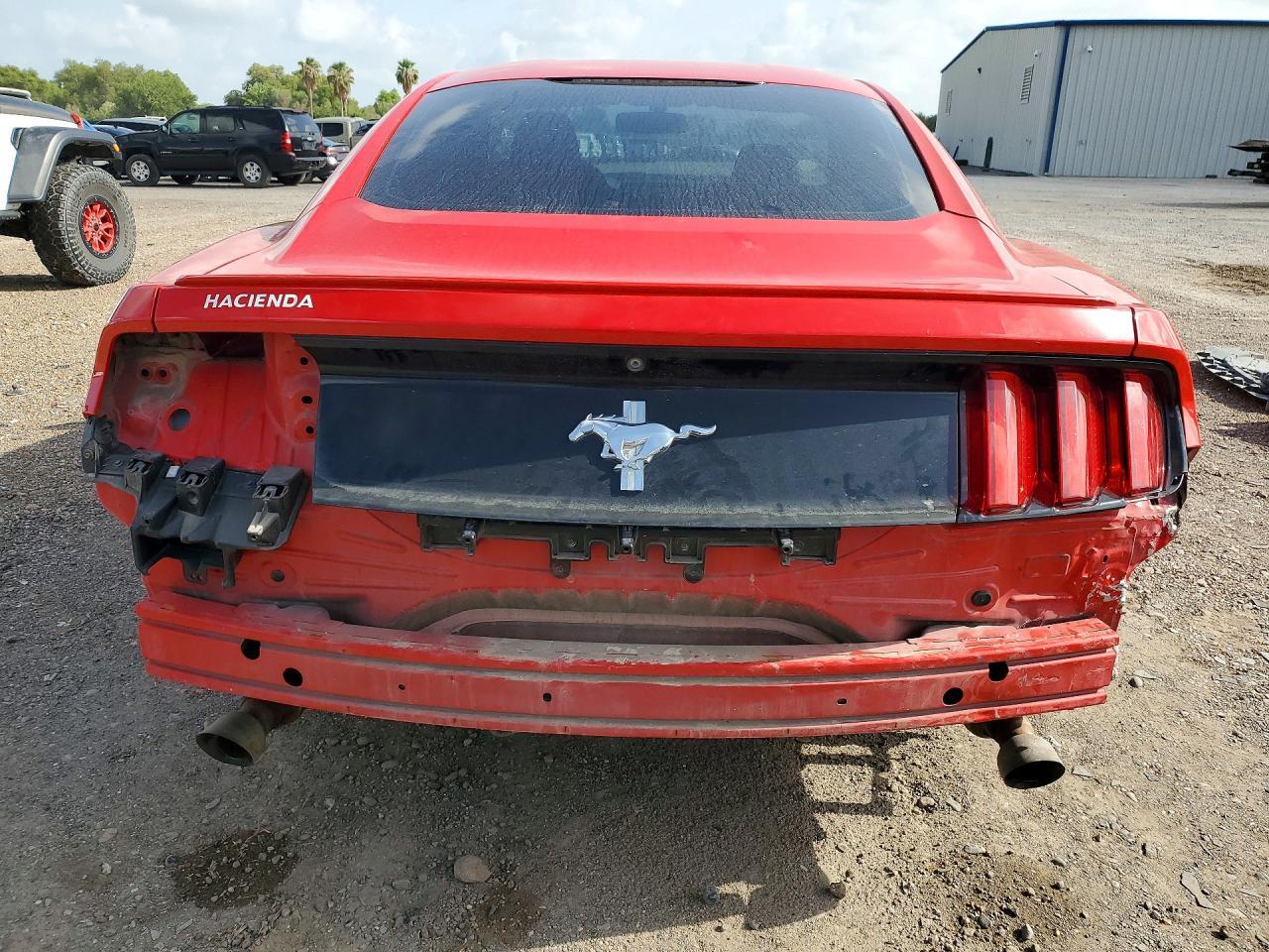 2015 Ford Mustang - zdjęcie 6