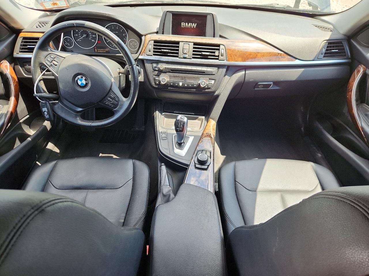 2014 BMW 320 I xDrive - zdjęcie 8