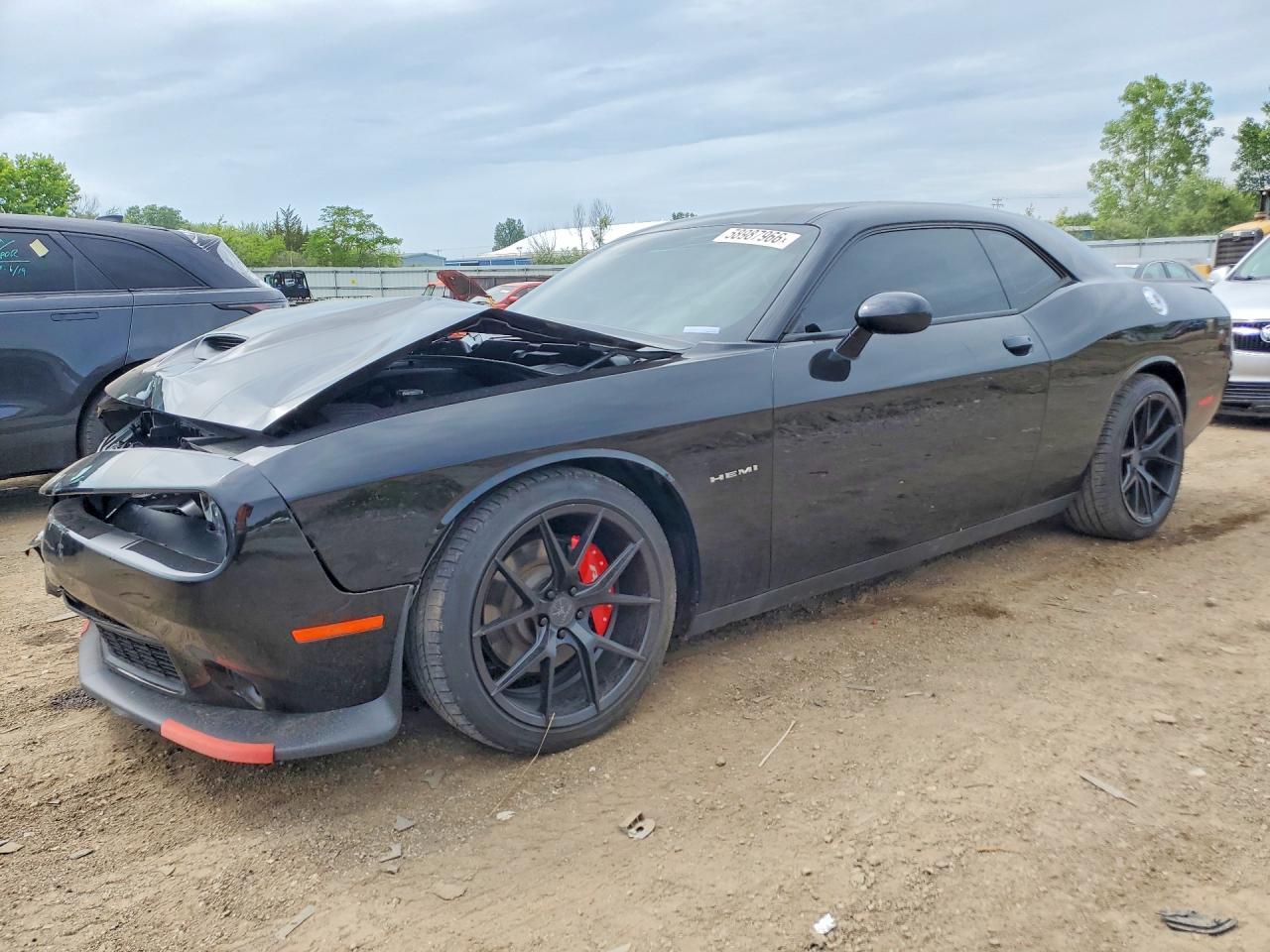 2021 Dodge Challenger R/T - zdjęcie główne