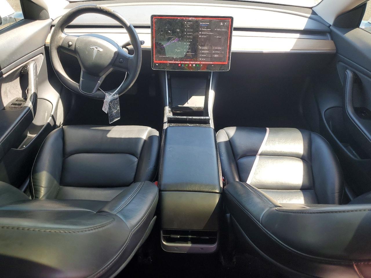 2020 Tesla Model 3 - zdjęcie 8