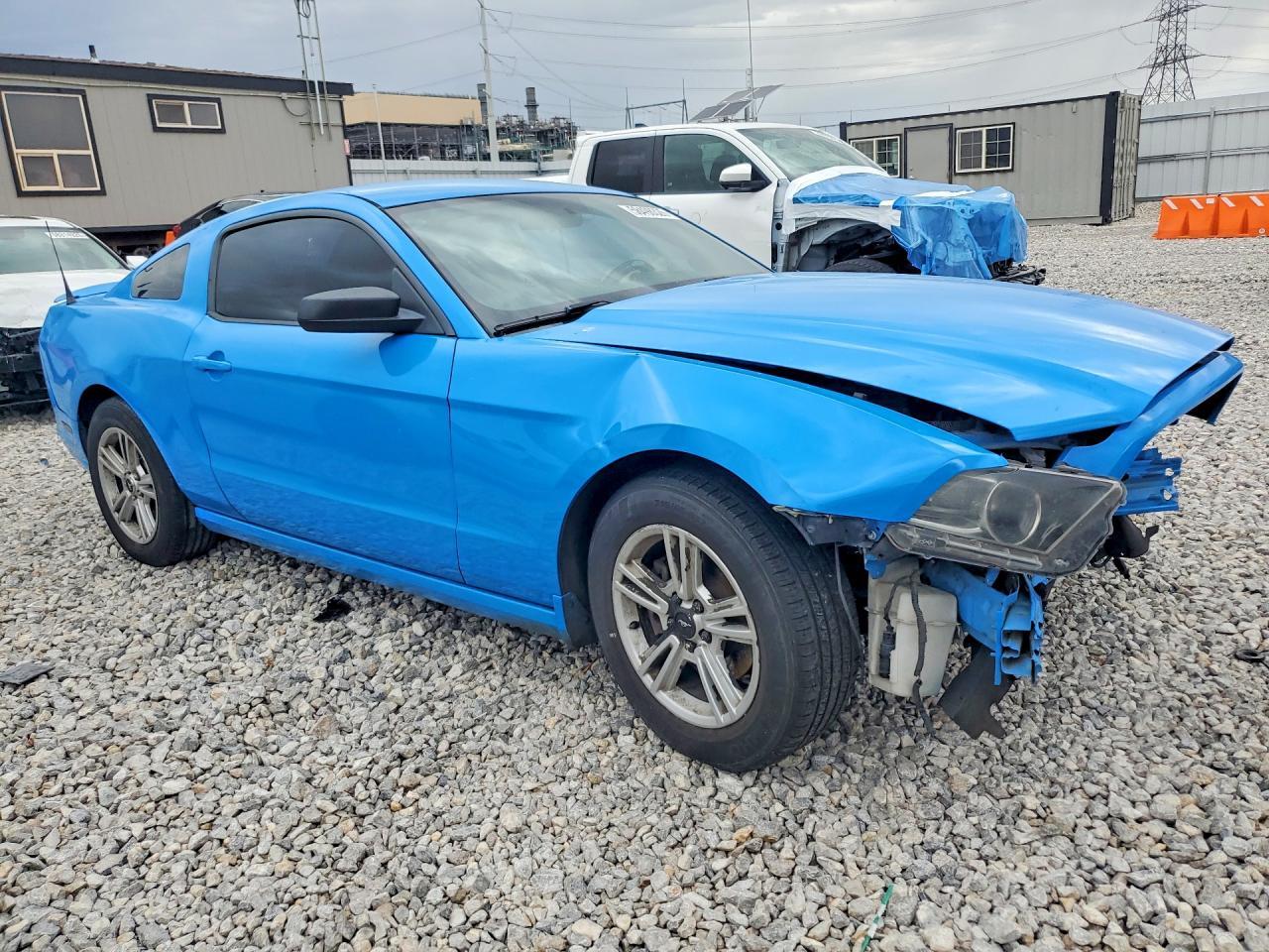 2014 Ford Mustang - zdjęcie 4
