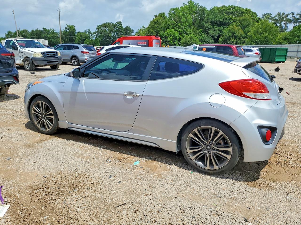 2016 Hyundai Veloster Turbo - zdjęcie 2