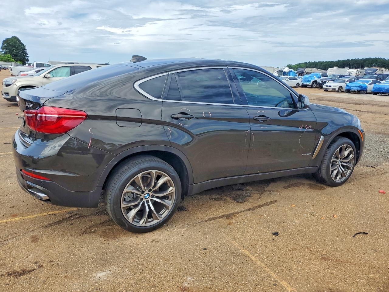 2019 BMW X6 xDrive35I - zdjęcie 3