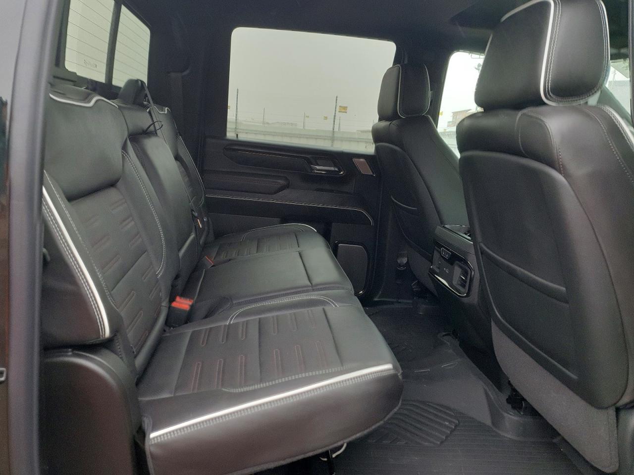 2026 GMC Sierra K2500 At4X - zdjęcie 10