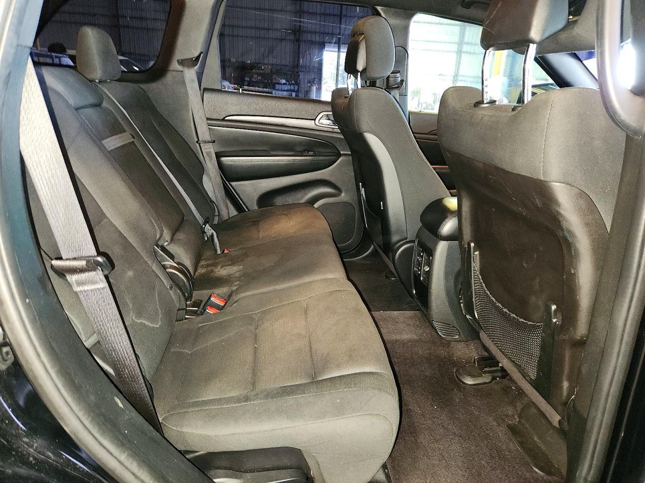 2017 Jeep Grand Cherokee Laredo - zdjęcie 11