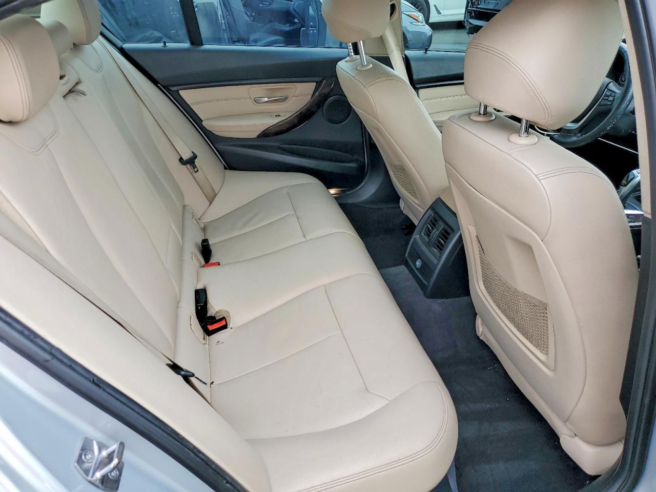 2015 BMW 328 D - zdjęcie 10