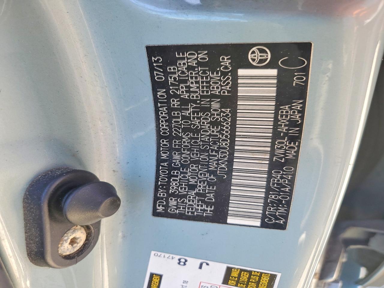 2013 Toyota Prius Three - zdjęcie 12
