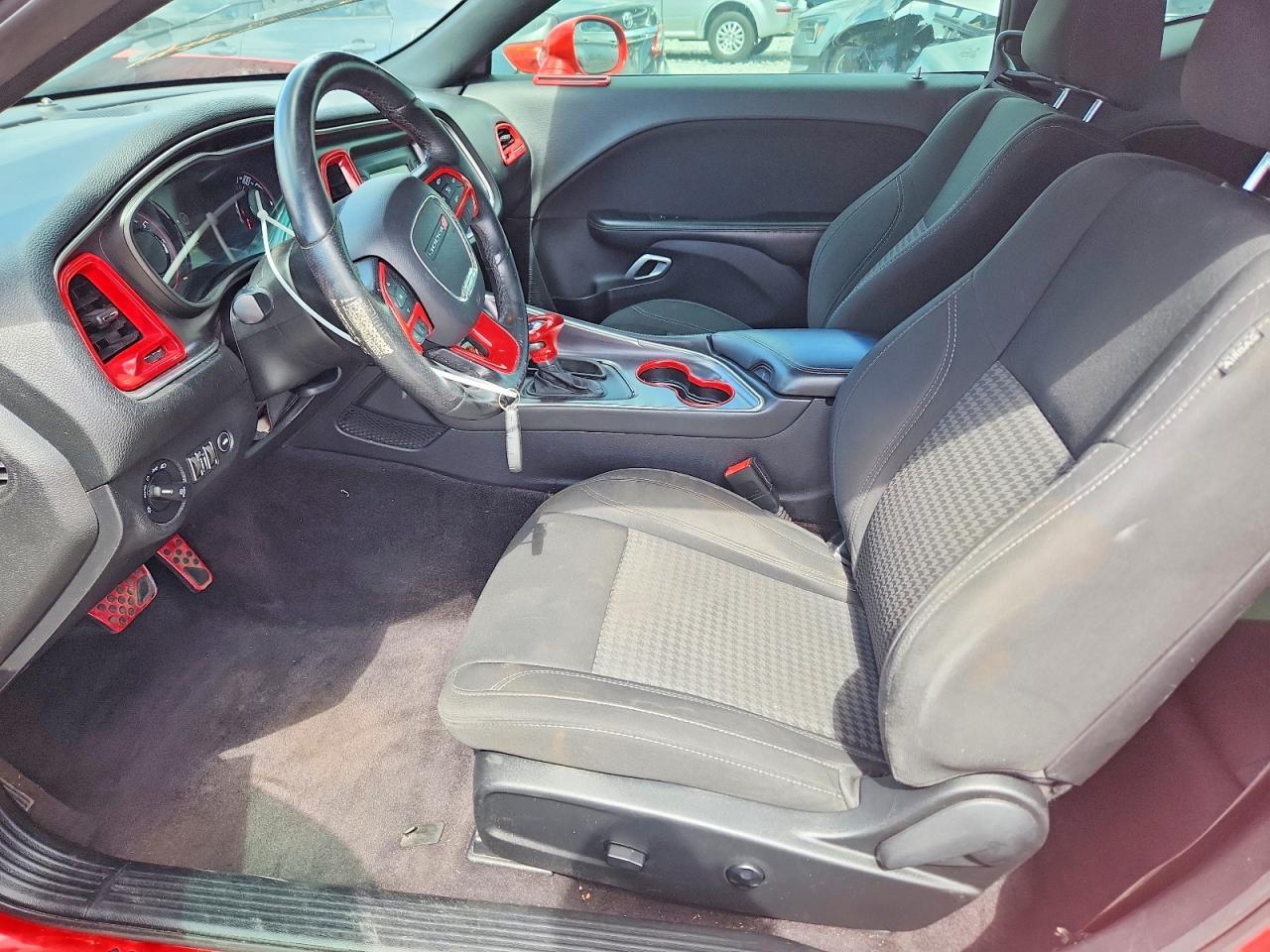 2016 Dodge Challenger Sxt - zdjęcie 7