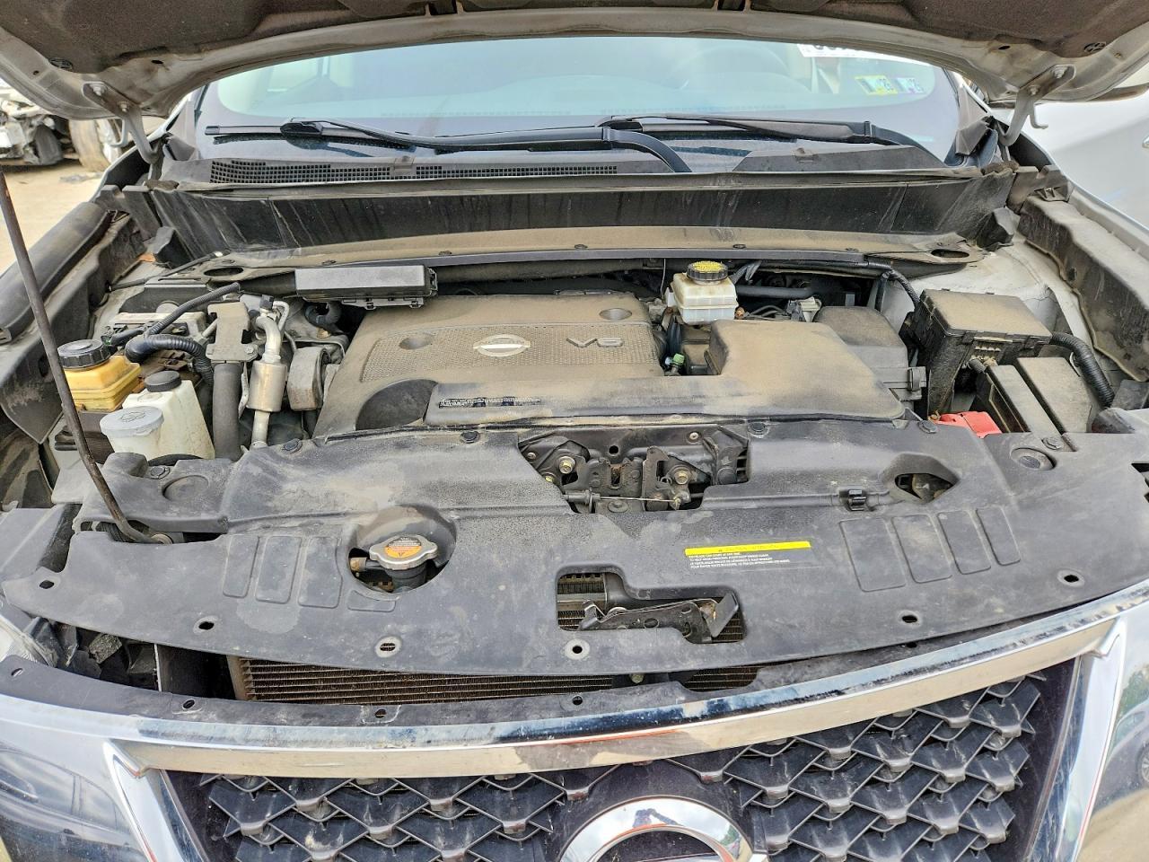 2015 Nissan Pathfinder S - zdjęcie 12