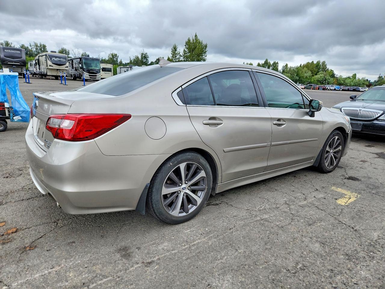 2017 Subaru Legacy 3.6R Limited - zdjęcie 3