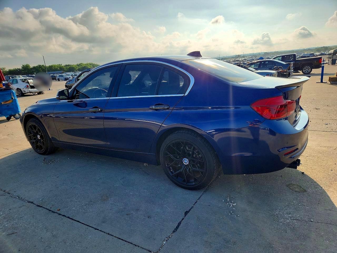 BMW Seria 3 - zdjęcie 2