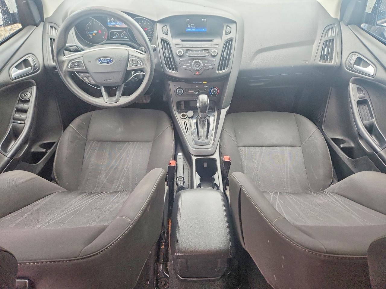 2017 Ford Focus Se - zdjęcie 8