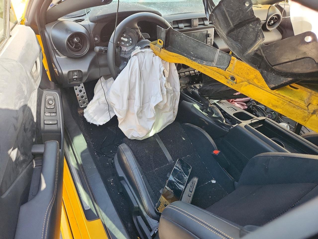 2026 Toyota Gr 86 Yuzu Edition - zdjęcie 8