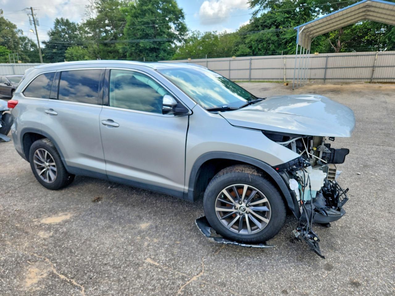 2019 Toyota Highlander Xle - zdjęcie 4