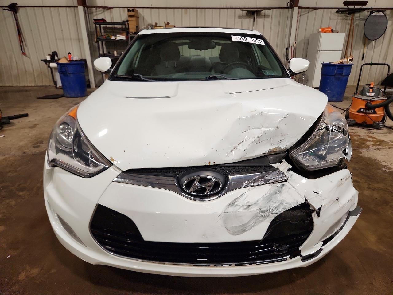 2013 Hyundai Veloster Base - zdjęcie 5