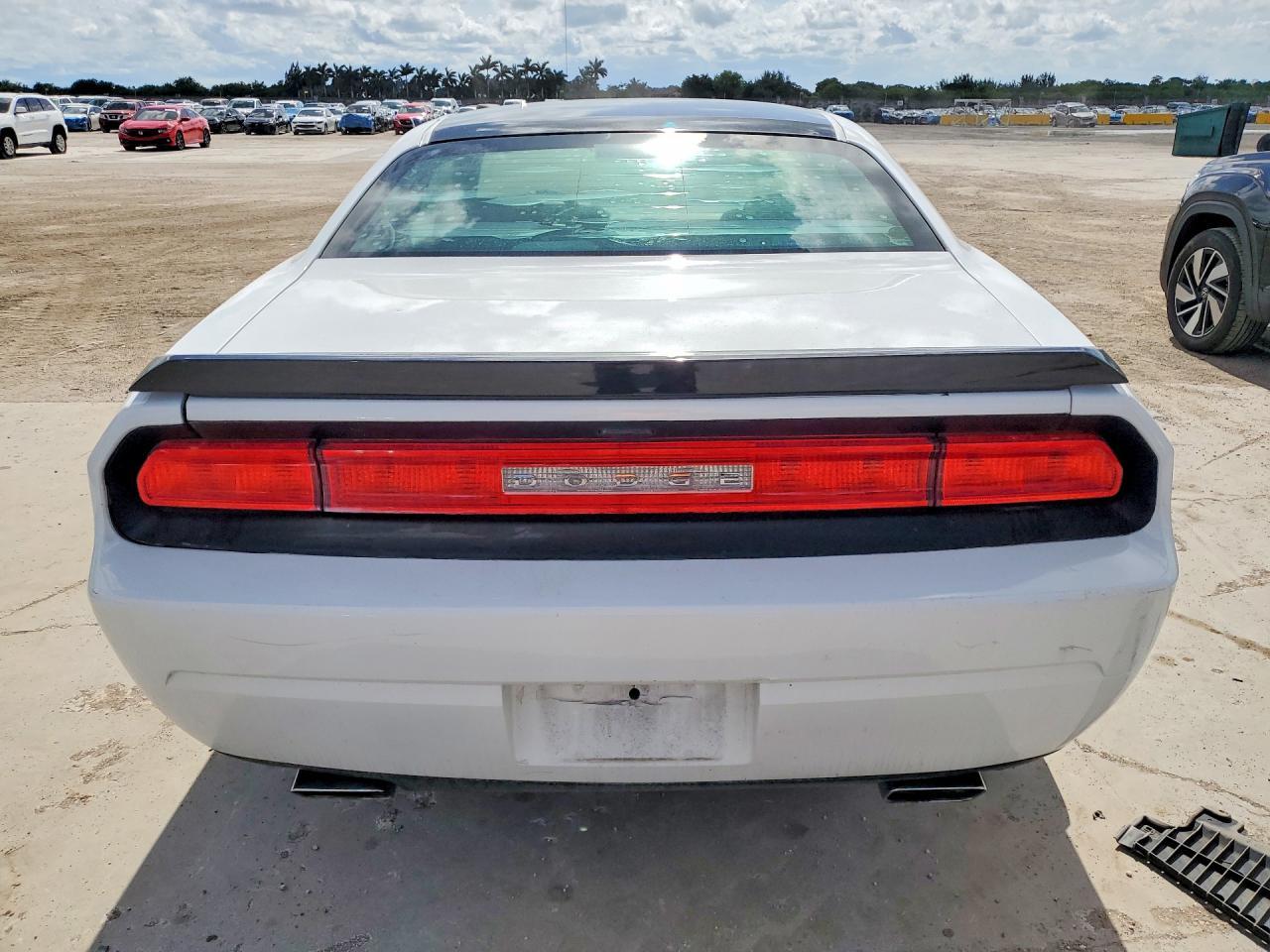 2014 Dodge Challenger Sxt - zdjęcie 6