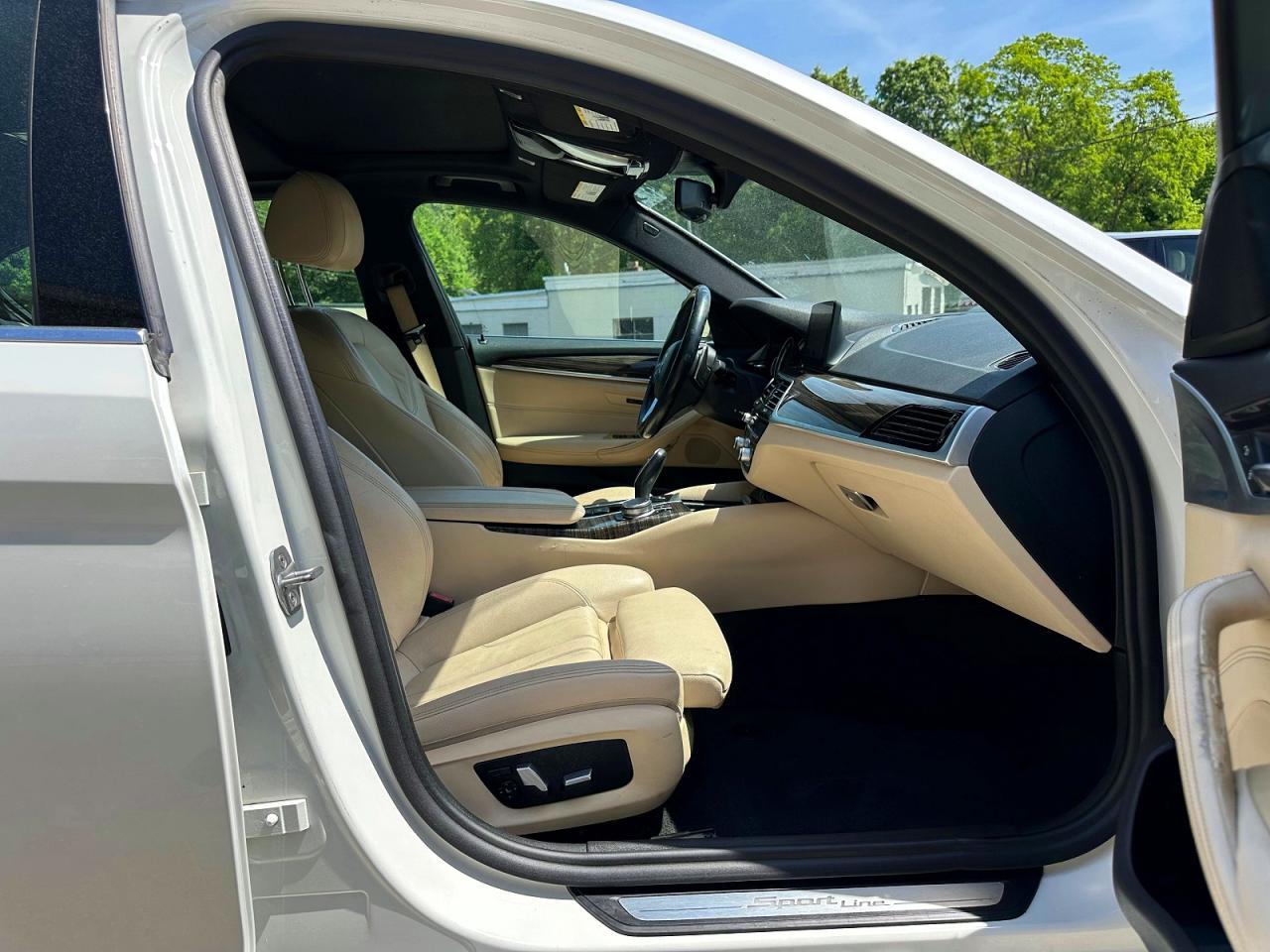 2019 BMW 530 I - zdjęcie 8