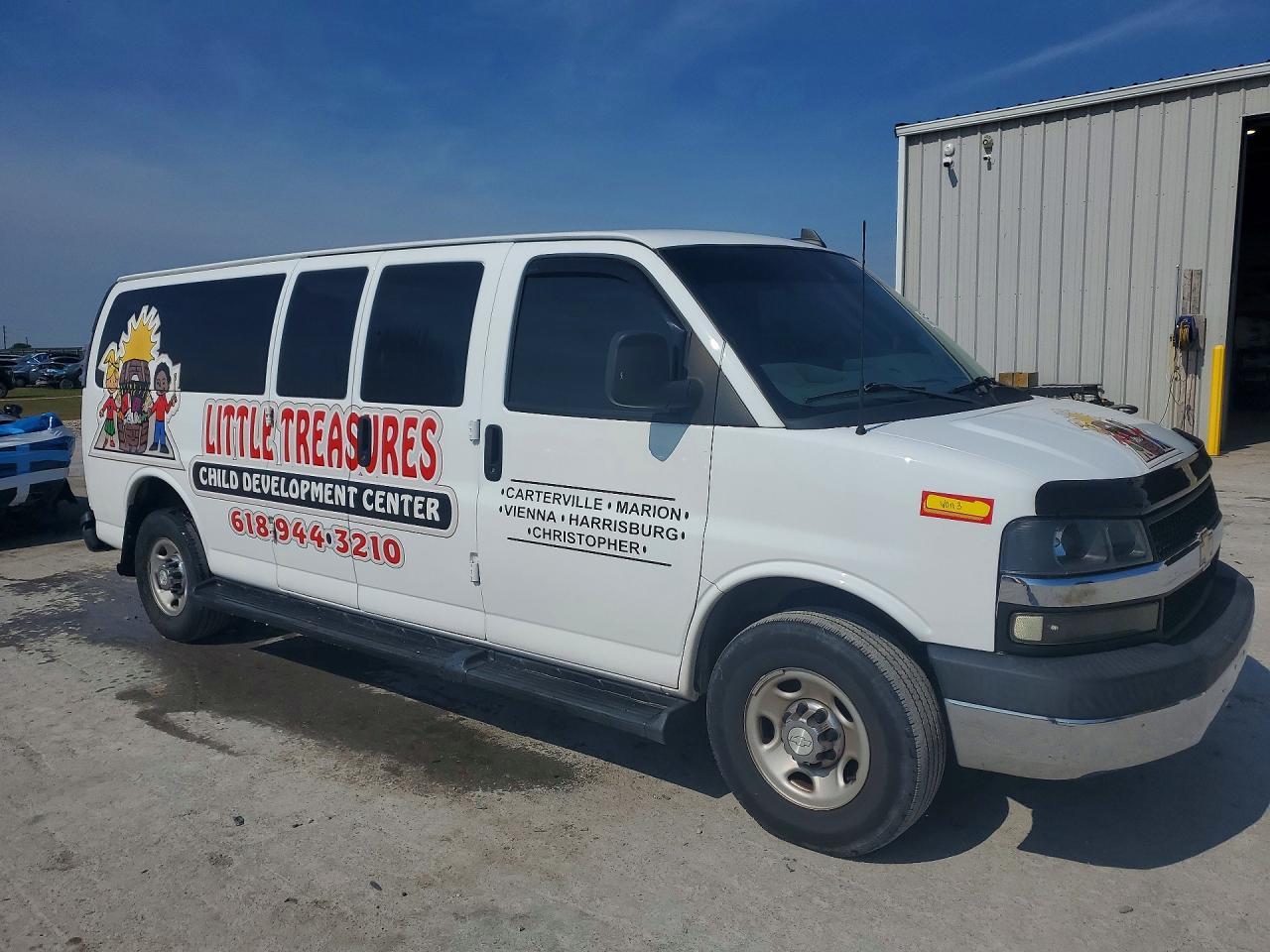2020 Chevrolet Express G3500 Lt - zdjęcie 4
