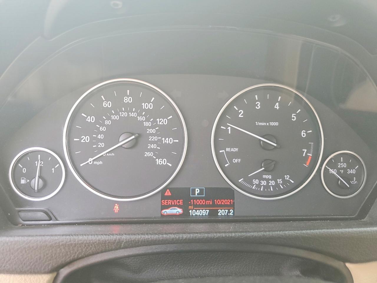 2016 BMW 320 I - zdjęcie 9