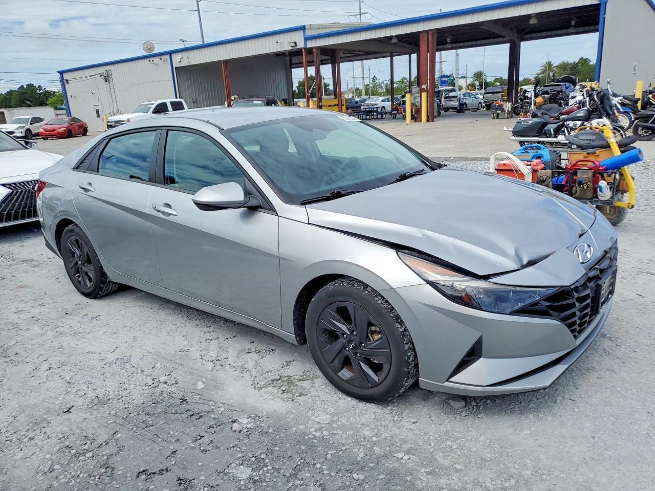 2021 Hyundai Elantra Sel - zdjęcie 4