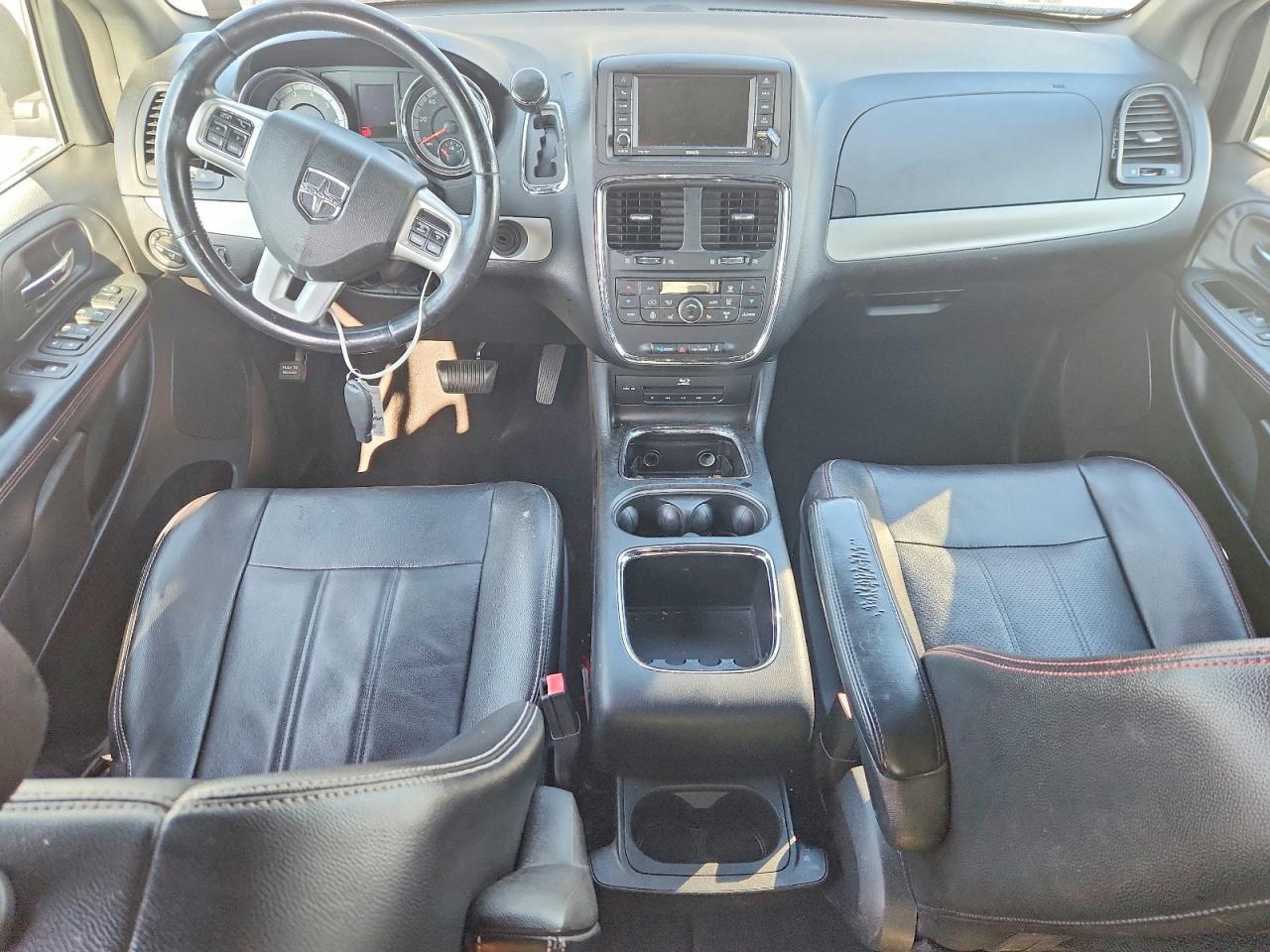 2014 Dodge Grand Caravan R - zdjęcie 8