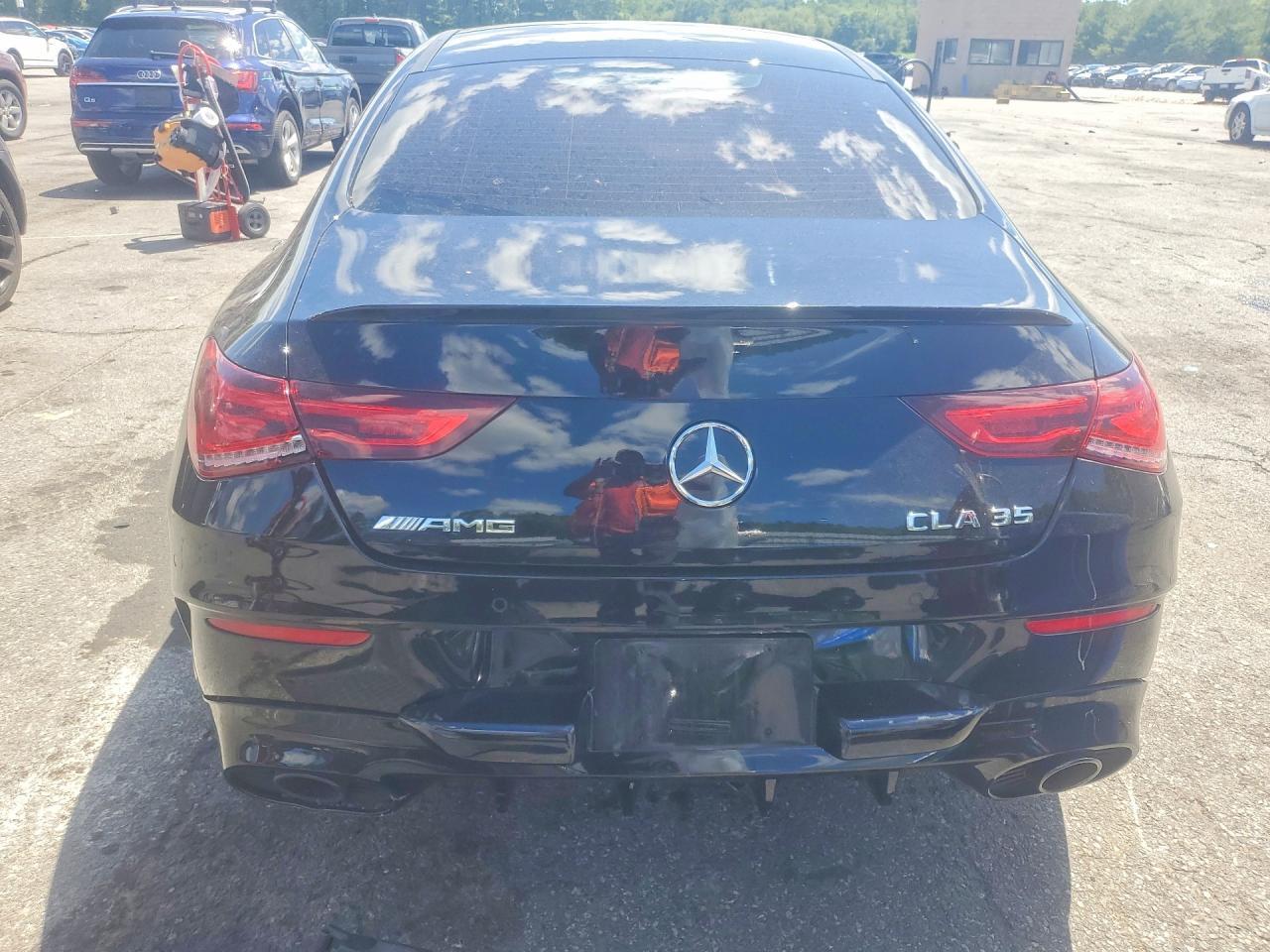 2022 Mercedes-Benz Cla Amg 35 4Matic - zdjęcie 6