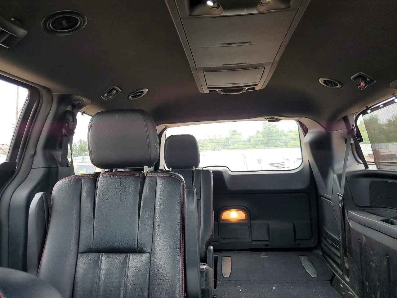 2017 Dodge Grand Caravan Gt - zdjęcie 10