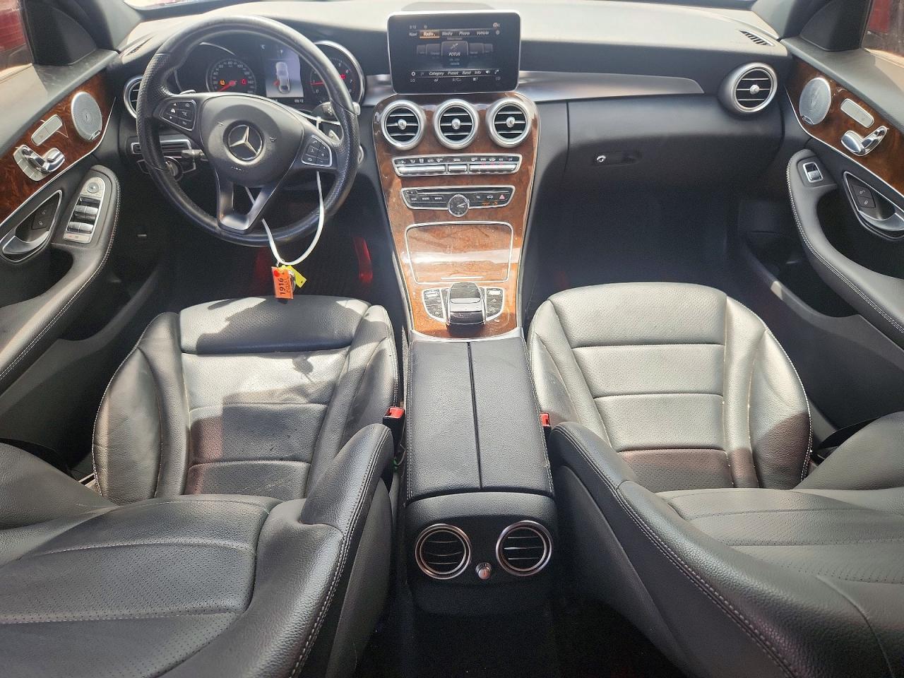 2018 Mercedes-Benz C 300 4Matic - zdjęcie 8
