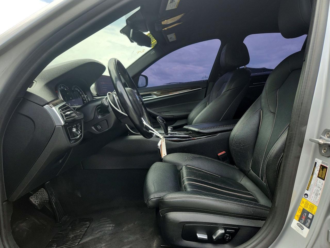 2019 BMW 530E - zdjęcie 7