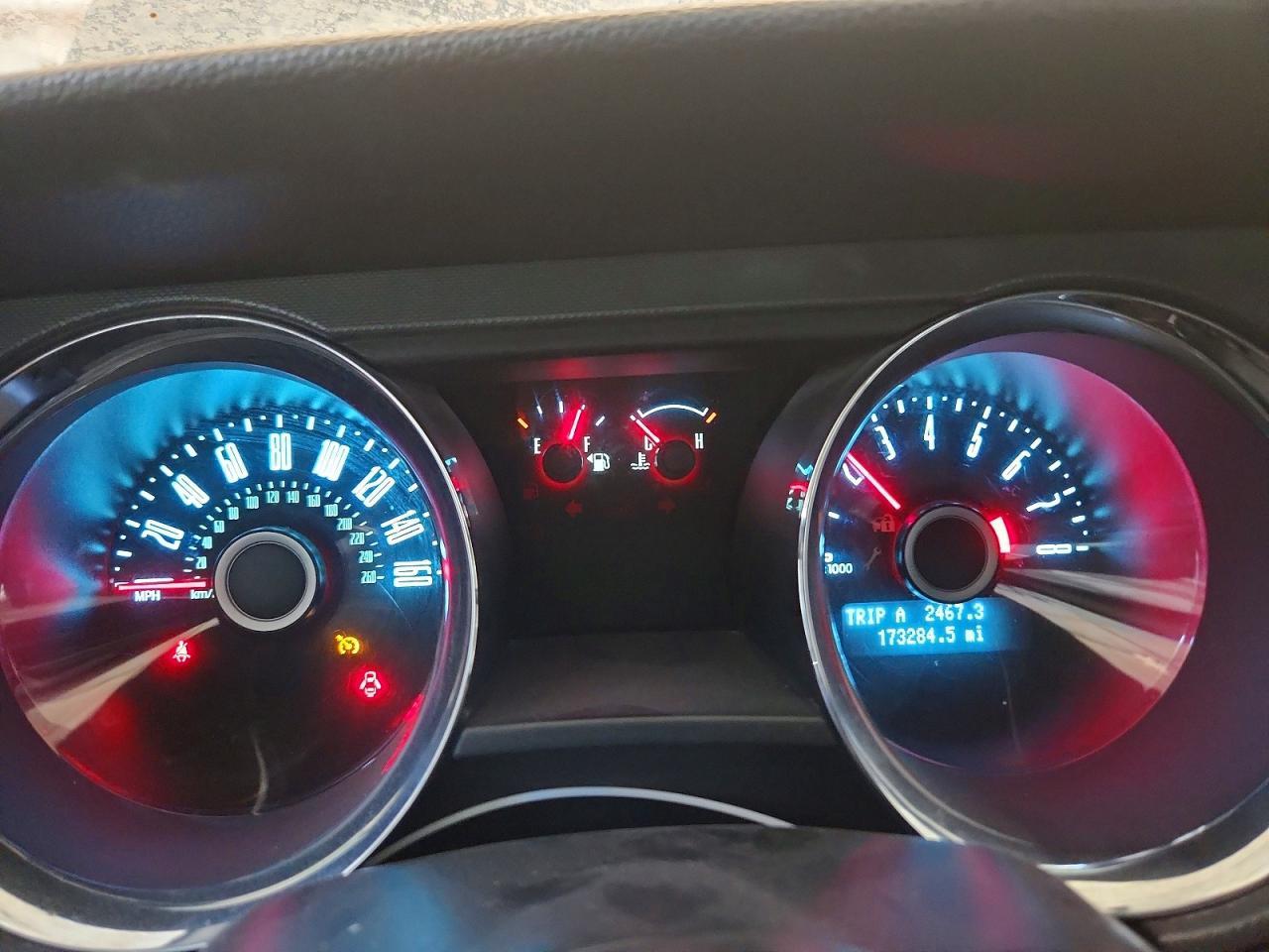 2014 Ford Mustang - zdjęcie 9