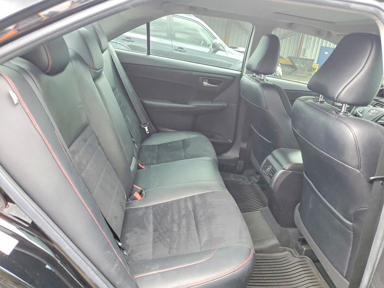 2016 Toyota Camry Xse - zdjęcie 10