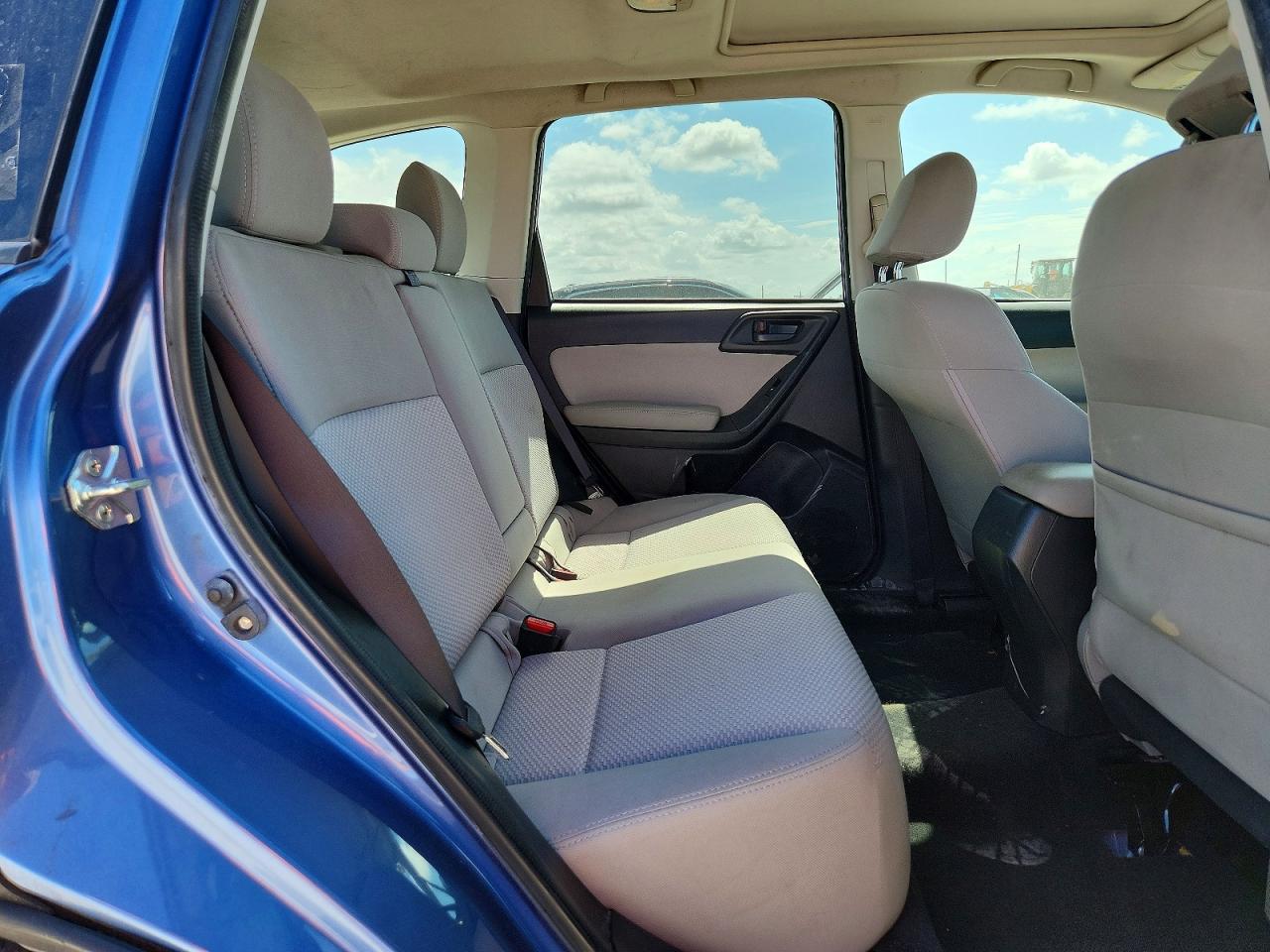 2016 Subaru Forester 2.5I Premium - zdjęcie 11