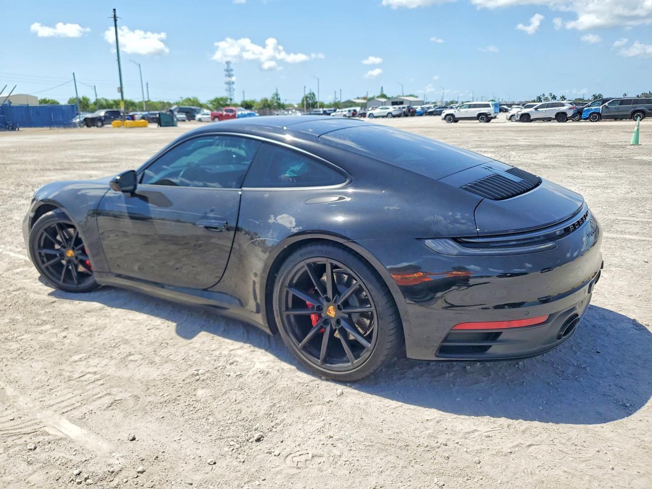 2024 Porsche 911 Carrera S - zdjęcie 2