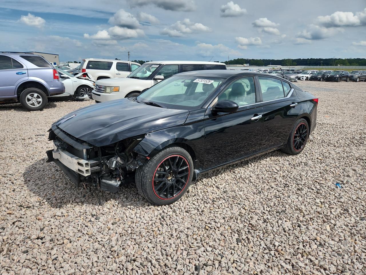 2019 Nissan Altima S - zdjęcie główne
