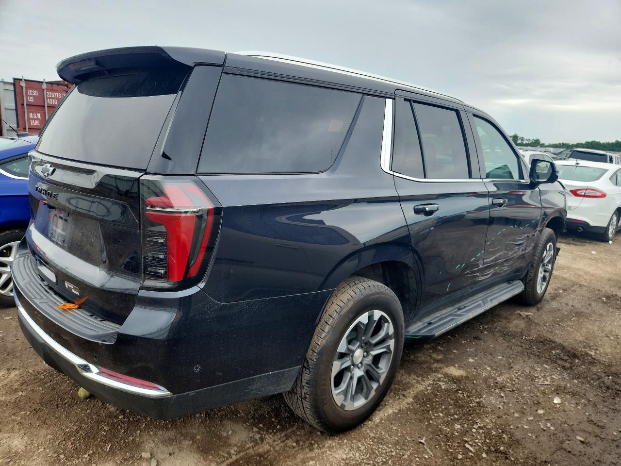 2025 Chevrolet Tahoe K1500 Ls - zdjęcie 3