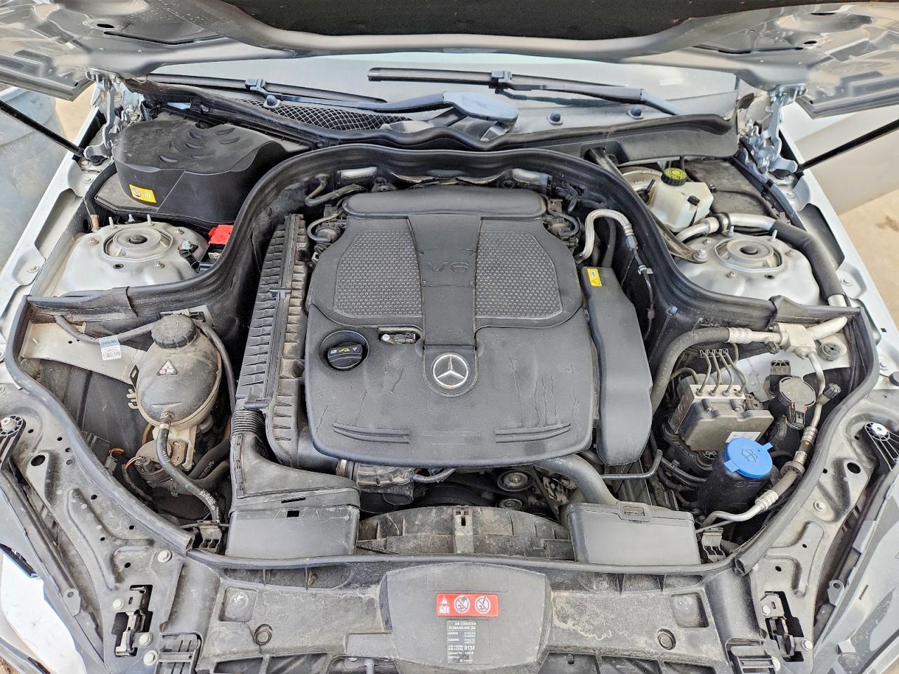 2014 Mercedes-Benz E 350 - zdjęcie 11